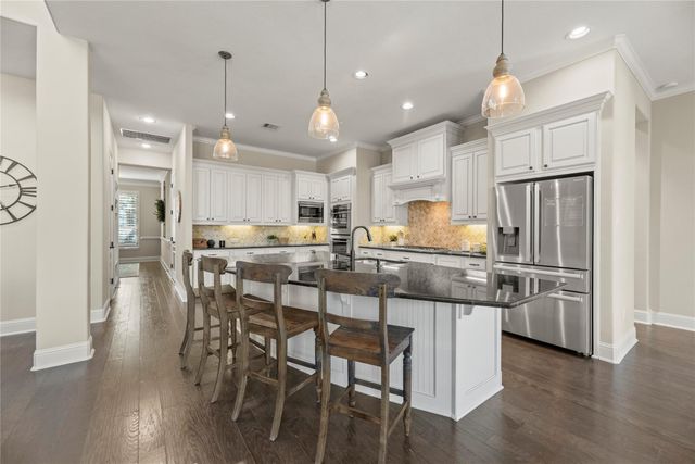 38 Adrianna Path Drive, Missouri City, TX 77459