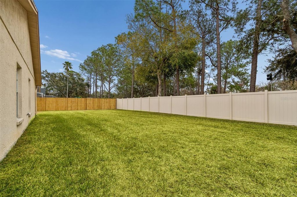 Image 43 of property listing at 9309 ROCKROSE DRIVE, Tampa, FL 33647