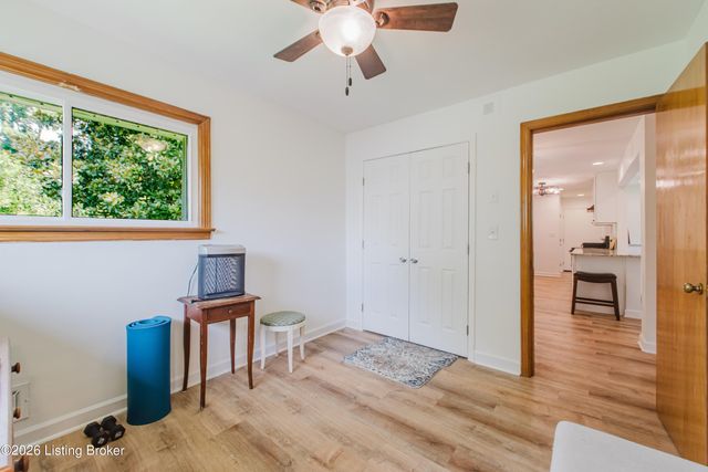 1507 Melody Ln, Louisville, KY 40214