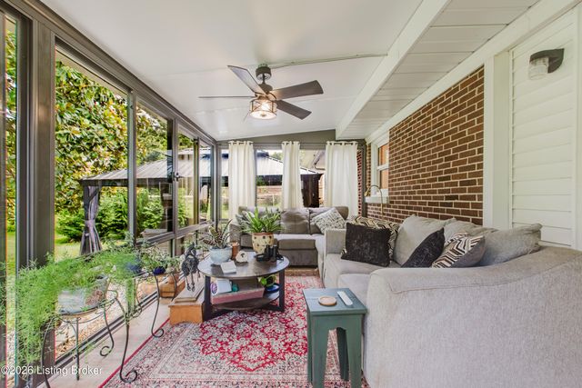 1507 Melody Ln, Louisville, KY 40214