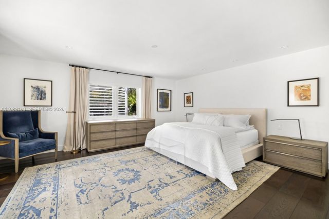 6120 Riviera Dr, Coral Gables, FL 33146