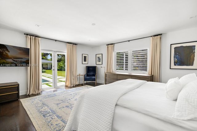 6120 Riviera Dr, Coral Gables, FL 33146