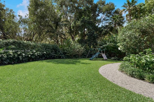 6120 Riviera Dr, Coral Gables, FL 33146