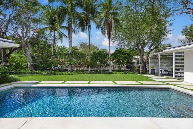 6120 Riviera Dr, Coral Gables, FL 33146