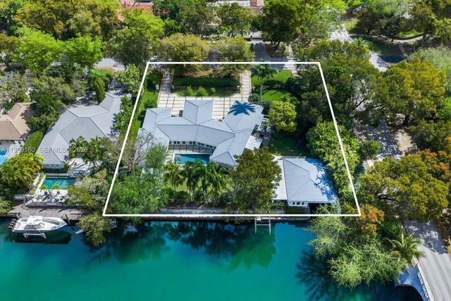 6120 Riviera Dr, Coral Gables, FL 33146