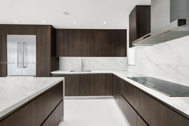 6120 Riviera Dr, Coral Gables, FL 33146