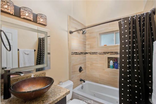 20865 Martha, Woodland Hills, CA 91367