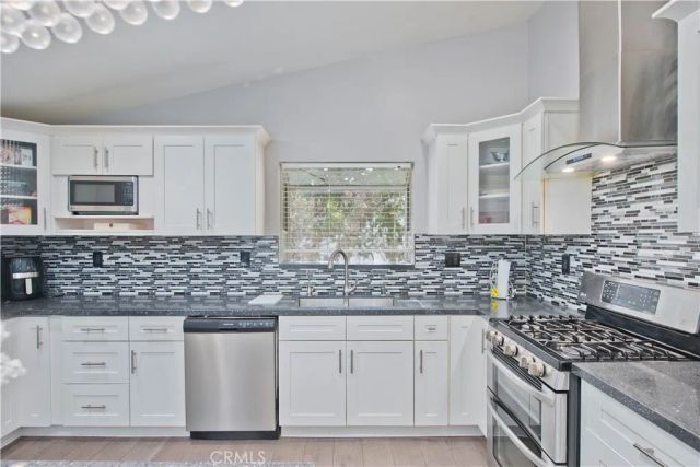 20865 Martha, Woodland Hills, CA 91367