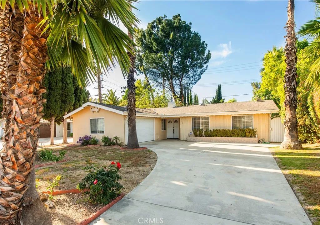 20865 Martha, Woodland Hills, CA 91367