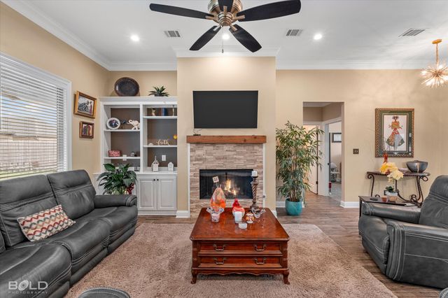 5118 Tensas Drive, Bossier City, LA 71111