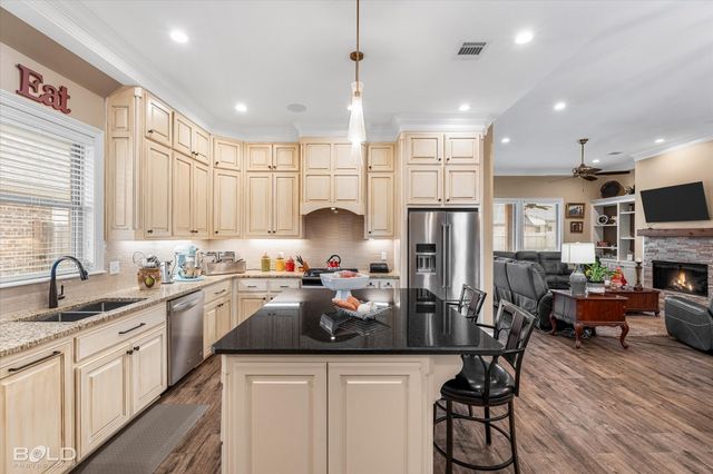 5118 Tensas Drive, Bossier City, LA 71111