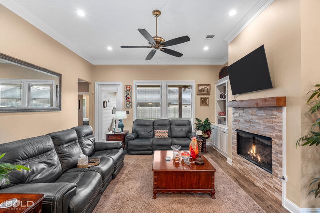 5118 Tensas Drive, Bossier City, LA 71111