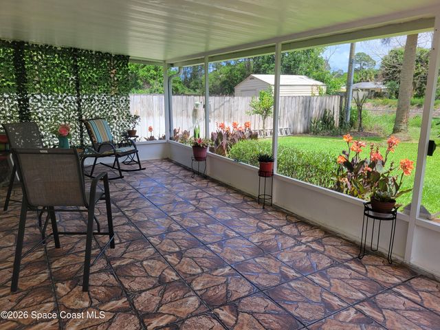 1060 Siboney Street NW, Palm Bay, FL 32907