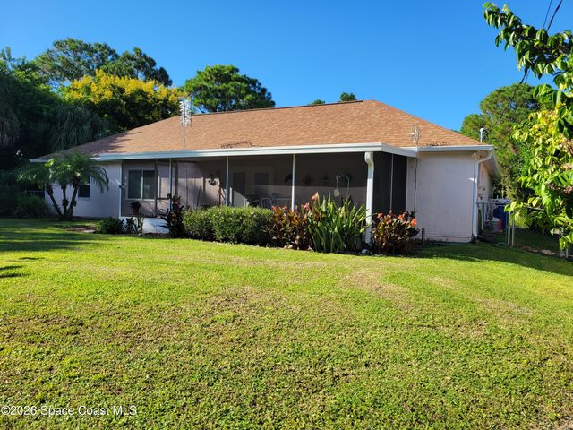 1060 Siboney Street NW, Palm Bay, FL 32907