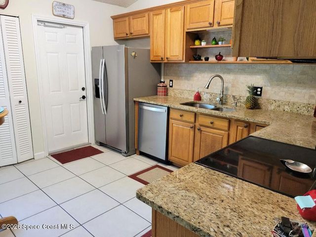 1060 Siboney Street NW, Palm Bay, FL 32907