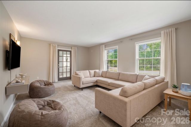 709 Woodside Drive, Kings Mountain, NC 28086