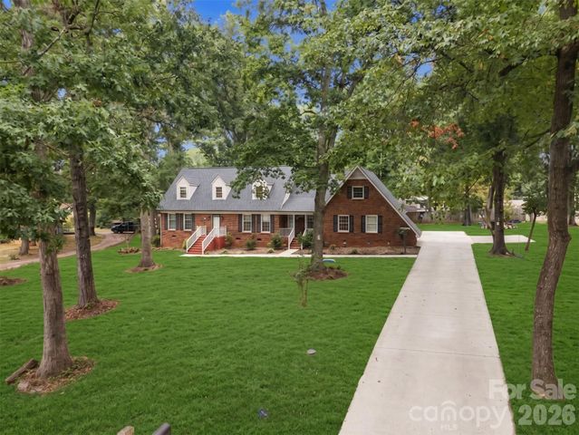 709 Woodside Drive, Kings Mountain, NC 28086