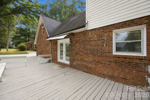 709 Woodside Drive, Kings Mountain, NC 28086