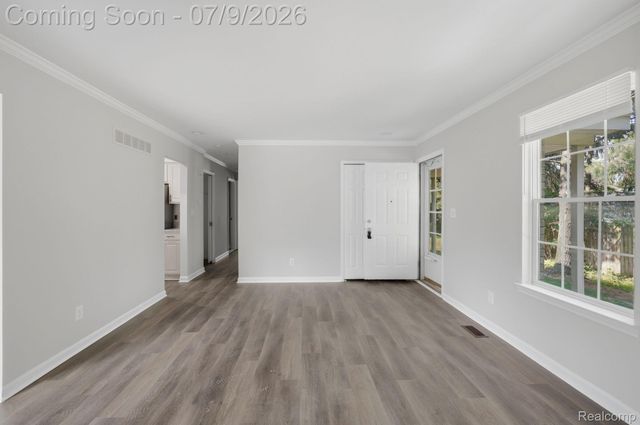 47078 Auburn Court, Shelby Charter Township, MI 48317