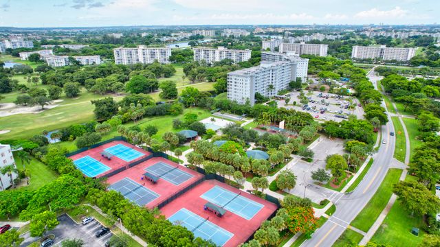 2651 S Palm Aire Drive 302, Pompano Beach, FL 33069