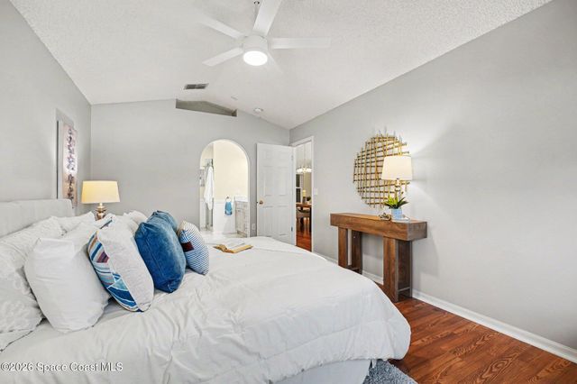 270 Mcclain Drive, Melbourne, FL 32904