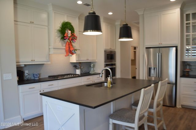 107 Catherine Boulevard, Clinton, MS 39056