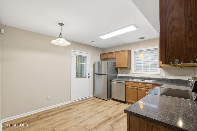 937 Micro Way, Knoxville, TN 37912