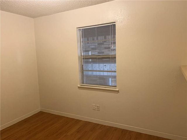 908 Emile ST 12, Bastrop, TX 78602