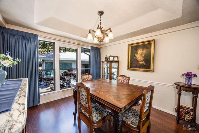 6707 Badger Creek Rd, Santa Rosa, CA 95409