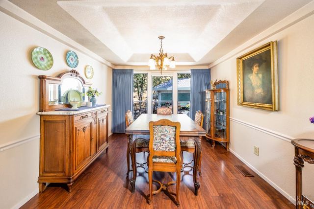 6707 Badger Creek Rd, Santa Rosa, CA 95409