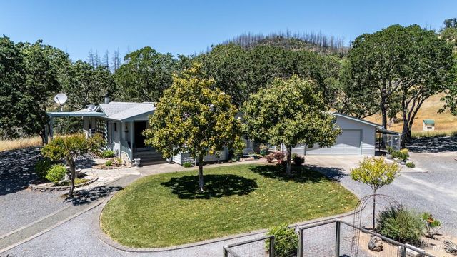 6707 Badger Creek Rd, Santa Rosa, CA 95409
