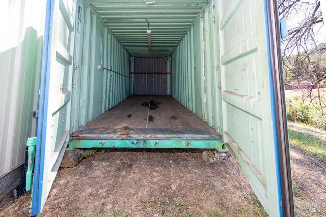 6707 Badger Creek Rd, Santa Rosa, CA 95409