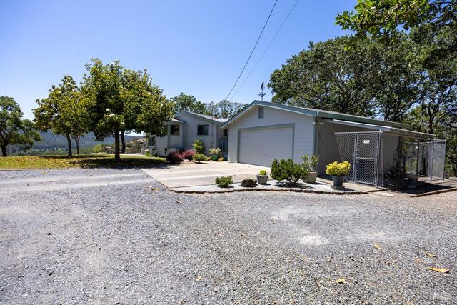 6707 Badger Creek Rd, Santa Rosa, CA 95409