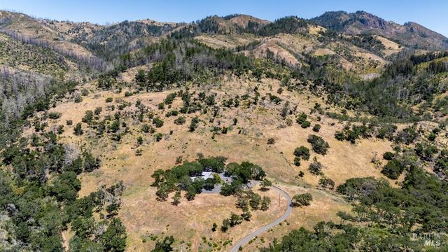 6707 Badger Creek Rd, Santa Rosa, CA 95409