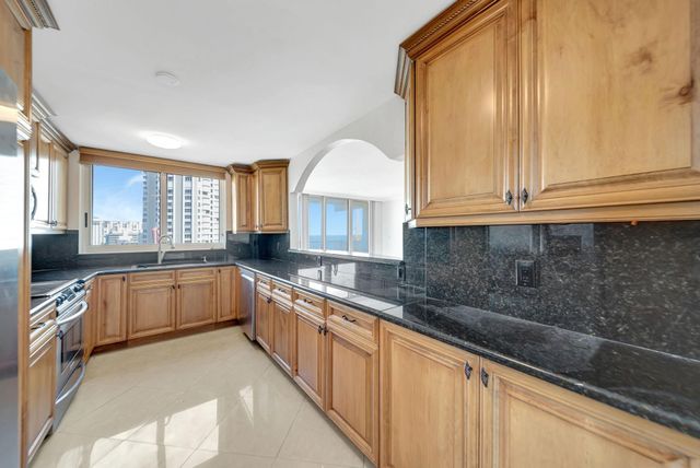 1360 S Ocean Blvd 905, Pompano Beach, FL 33062