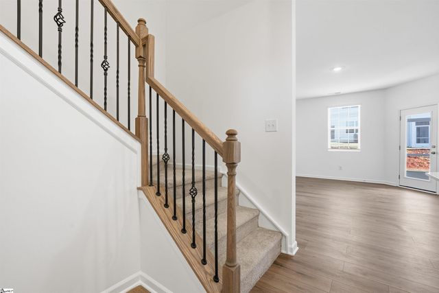 1872 Bluejay Lane, Boiling Springs, SC 29316