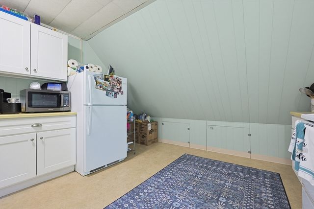 49 Atlantic Terrace, Lynn, MA 01902