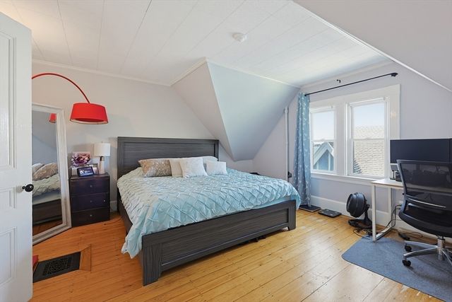 49 Atlantic Terrace, Lynn, MA 01902
