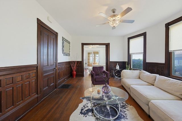 49 Atlantic Terrace, Lynn, MA 01902