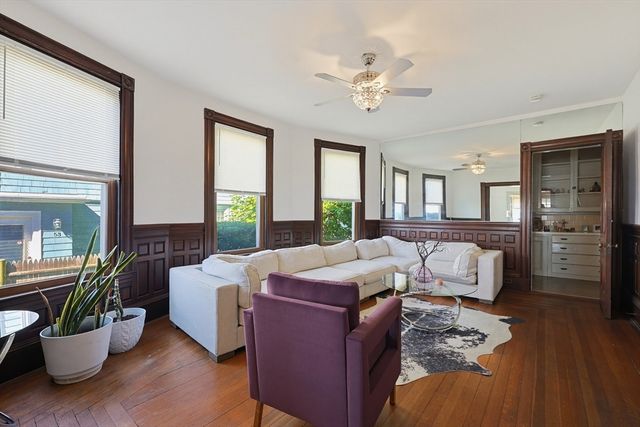49 Atlantic Terrace, Lynn, MA 01902