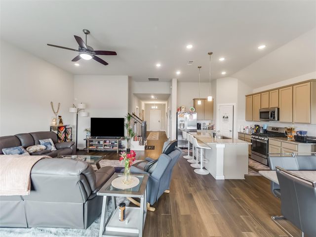 8634 Jetty Glen Drive, Cypress, TX 77433