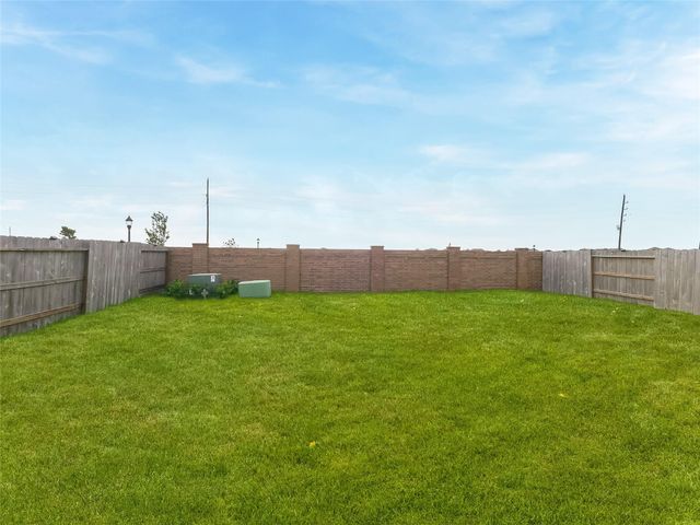 8634 Jetty Glen Drive, Cypress, TX 77433