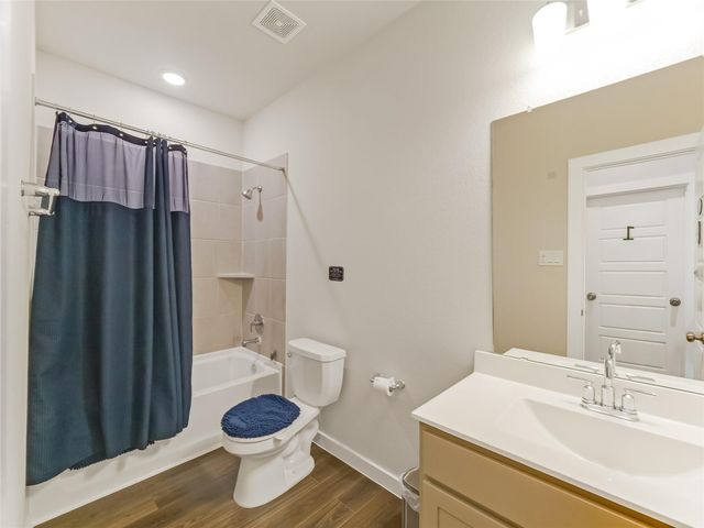 8634 Jetty Glen Drive, Cypress, TX 77433