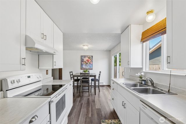 9024 E G St, Tacoma, WA 98445