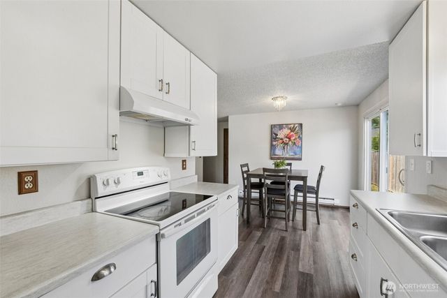 9024 E G St, Tacoma, WA 98445