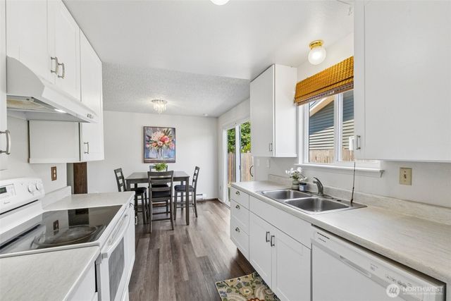 9024 E G St, Tacoma, WA 98445