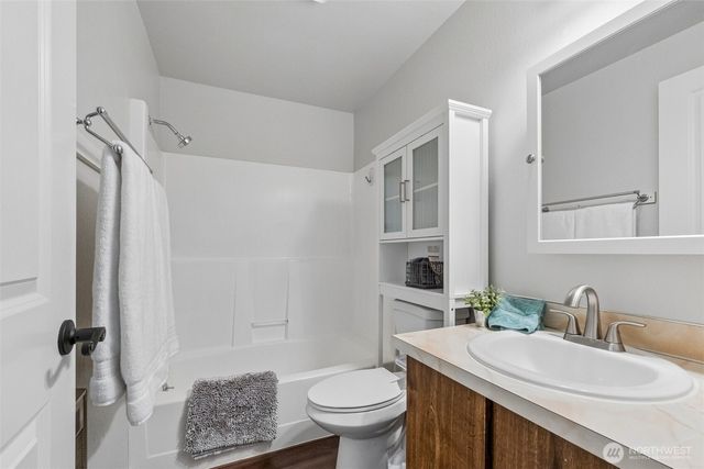 9024 E G St, Tacoma, WA 98445