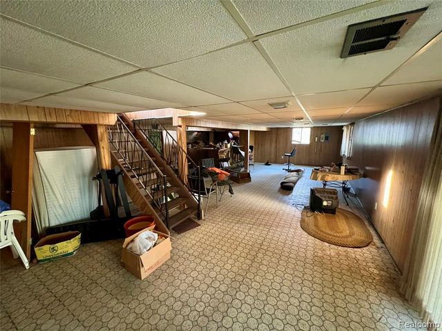 37115 Pocahontas Drive, Clinton Township, MI 48036