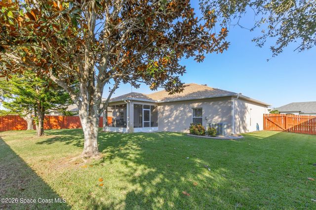 1026 Morgan Circle NE, Palm Bay, FL 32905