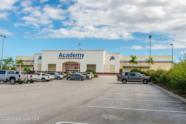 1026 Morgan Circle NE, Palm Bay, FL 32905